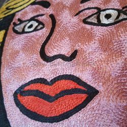 Pyntepute Pop Art Portrett detaljer