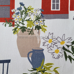 Putetrekk - Strøvtog (offwhite-rod) - detalj blomster