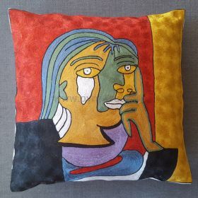 Pyntepute Tenkende Kvinne