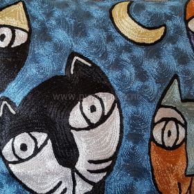 Pyntepute Fire Katter I Blå Natt detaljer