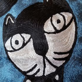 Pyntepute Fire Katter I Blå Natt detaljer