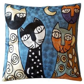 Pyntepute Fire katter i blå natt