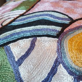 Pyntepute Dame I Vinden Rosa detaljer nærbilde