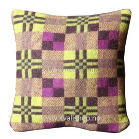 Pyntepute St Davids Cross Cassis bakside